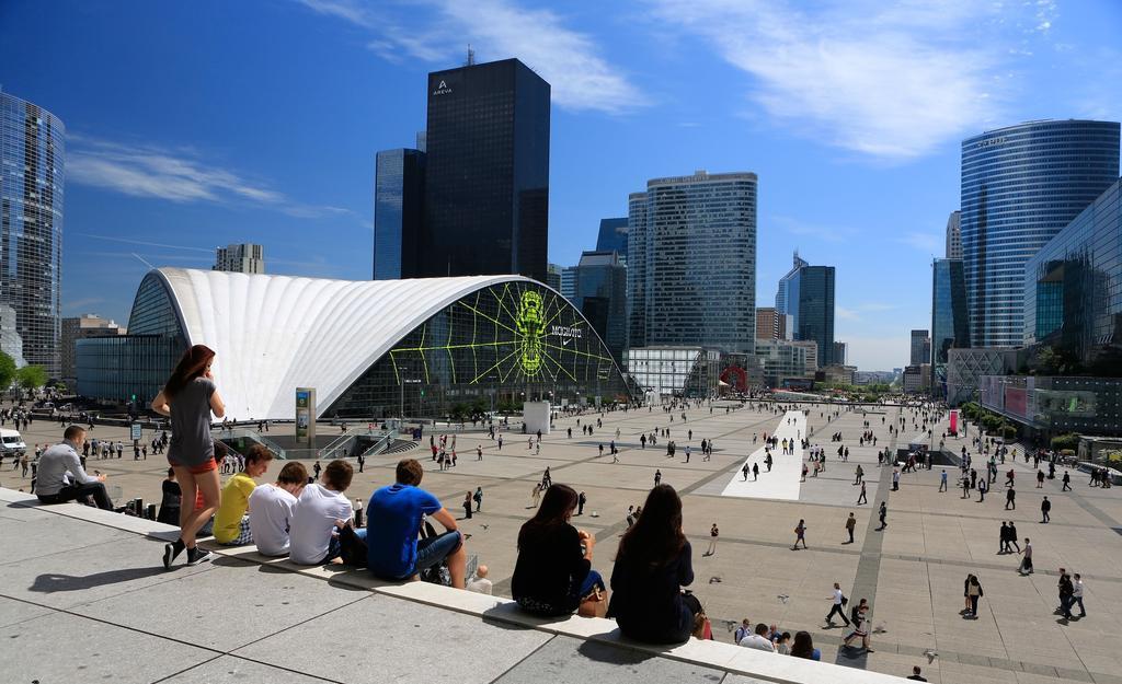 Paris La Defense Studio Пюто Екстер'єр фото