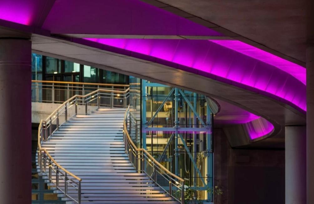 Paris La Defense Studio Пюто Екстер'єр фото